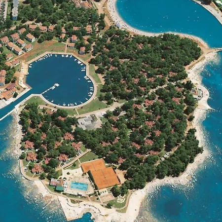 Stella Maris.13 *